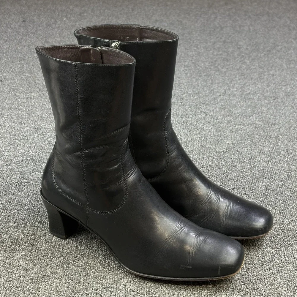 Cole Haan Country Black Leather Heeled Ankle Boots Women's Size 8 B Made Brazil - Picture 1 of 12